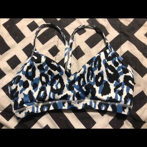 Fleo size small ! EUC